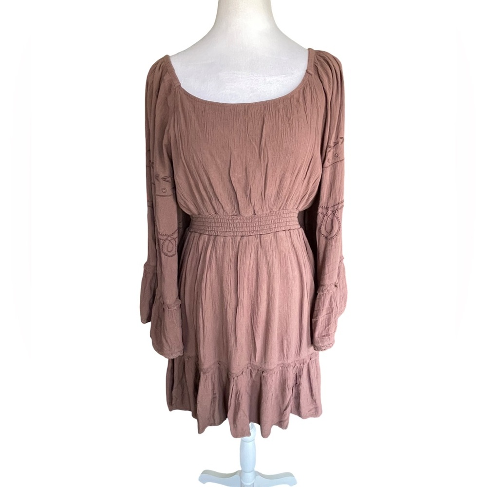 Boot Barn Shyanne Highlands Bell Sleeve Embroidered Brown Mini Dress Size Small - Picture 4 of 11